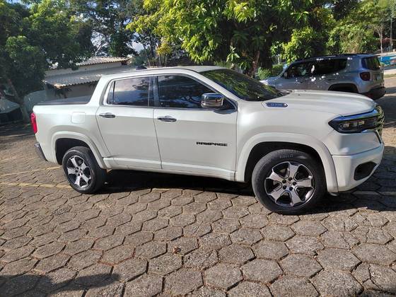 RAM RAMPAGE 2.0 TURBO DIESEL LARAMIE 4X4 AUTOMÁTICO RAM RAMPAGE 2.0 TURBO DIESEL LARAMIE 4X4 AUTOMÁTICO